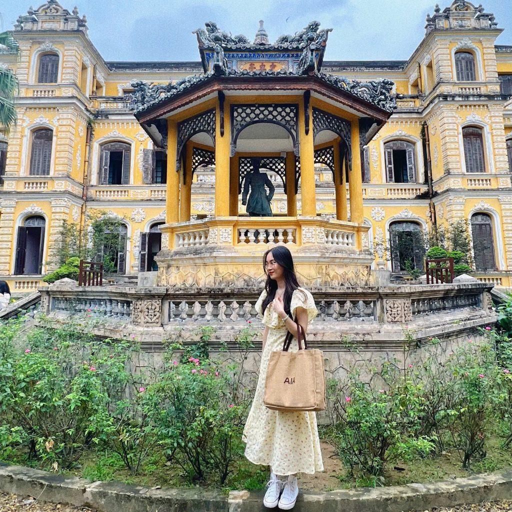 Review Huế 3N2Đ: Chậm rãi và chữa lành cung an định