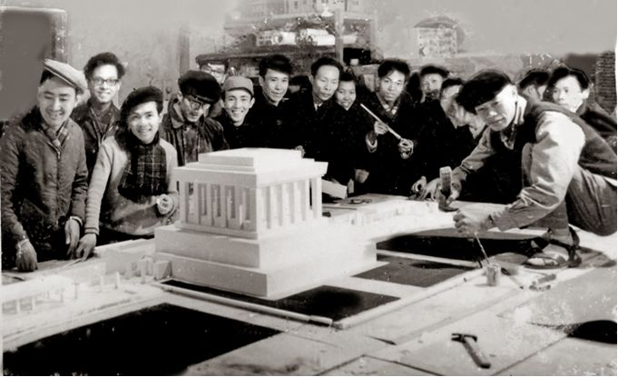 “Giữ yên giấc ngủ của Người” - Giữ cho đất nước đời đời vẻ vang! xây lăng Bác Hồ